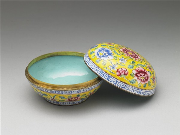 銅胎畫琺瑯芙蓉紋圓盒