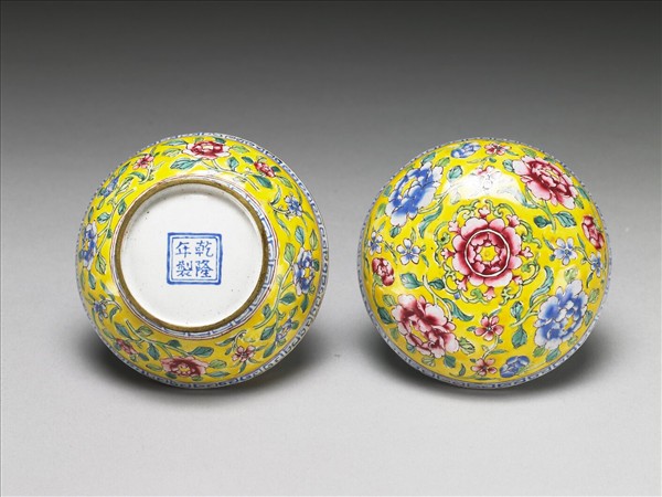 銅胎畫琺瑯芙蓉紋圓盒