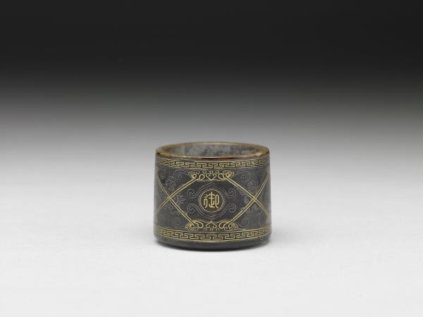 犀角嵌金銀絲扳指