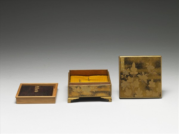 牡丹松蒔繪方盒