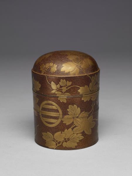 牡丹蒔繪圓筒盒