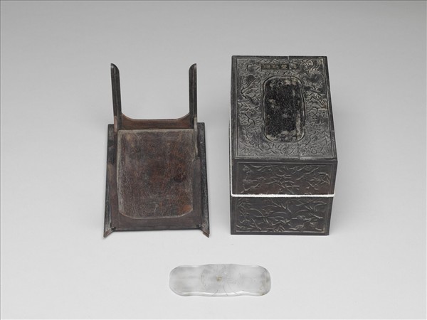 「綏豐紀端」嵌玉木盒