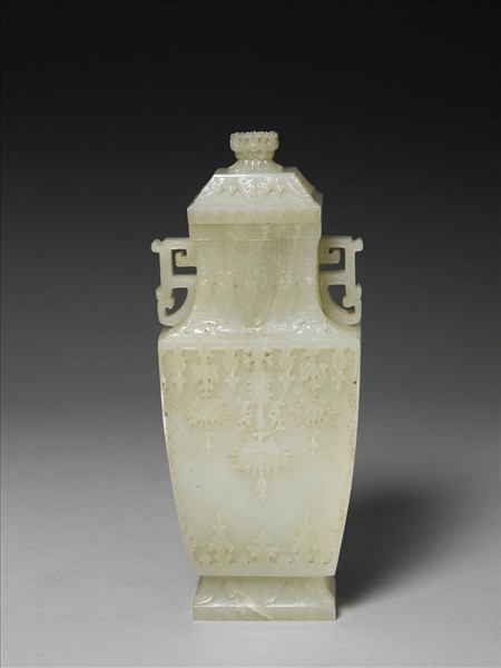 玉莨苕葉紋方壺