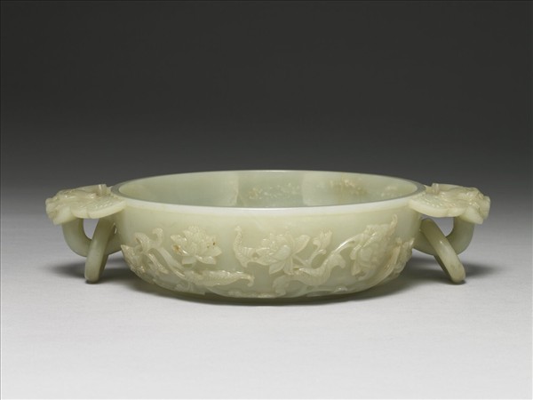 玉花卉團龍紋雙耳洗