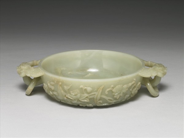 玉花卉團龍紋雙耳洗