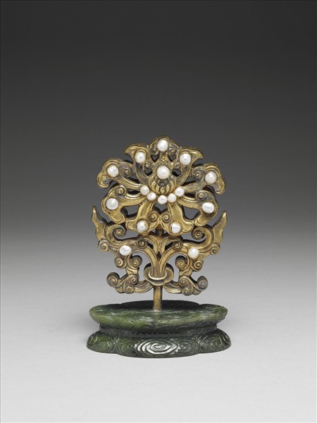 銅鍍金嵌珠蓮花