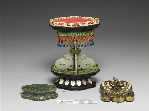 銅鍍金嵌珠雙魚