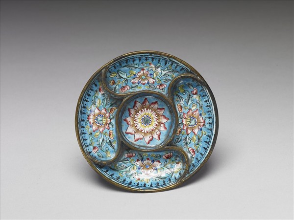 銅胎畫琺瑯花卉紋碟