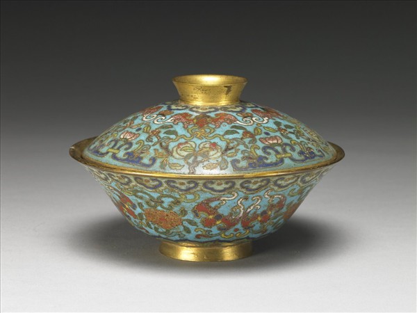 掐絲琺瑯淺藍地福壽連連蓋碗