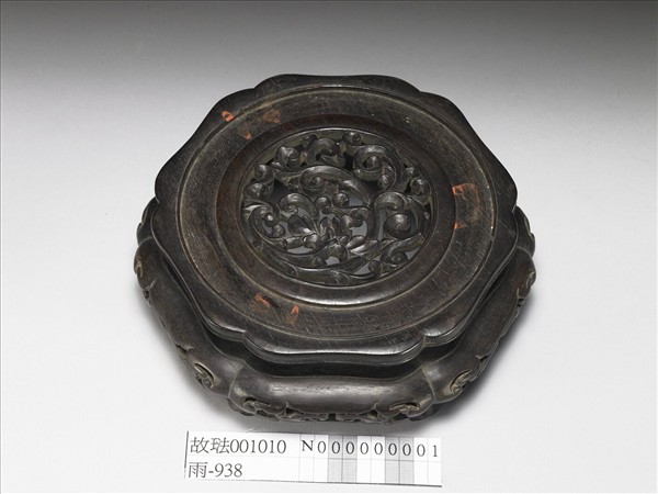 花葉紋葵形木座