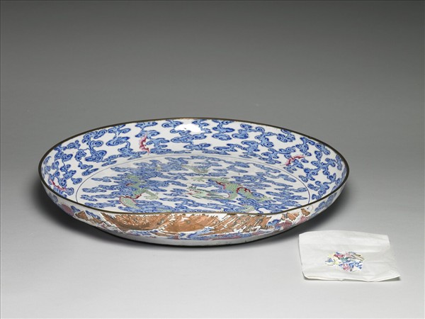 銅胎畫琺瑯雲龍盤