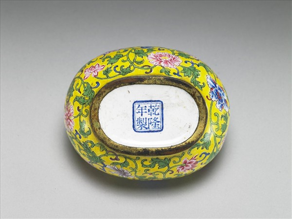 銅胎畫琺瑯四季花卉水盂