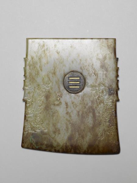 玉戚 後期加雕紋飾