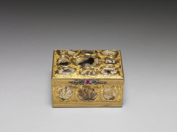 金嵌瑪瑙鼻煙盒