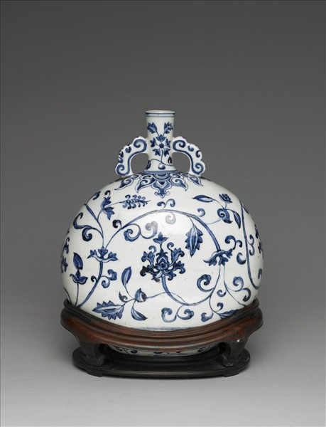 青花轉枝花卉紋扁瓶