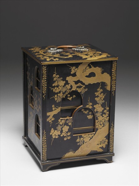 梅蒔繪四層提盒