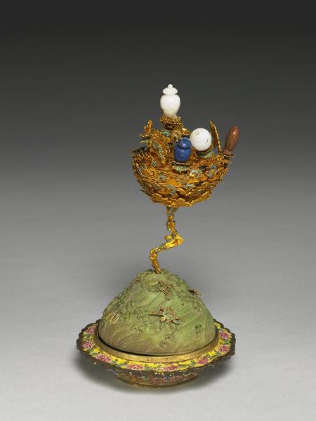 金纍絲八吉祥供具