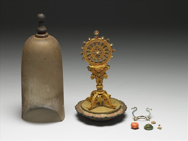 金纍絲八吉祥供具