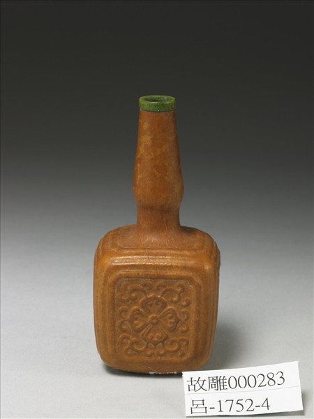 葫蘆花卉四方鼻煙壺