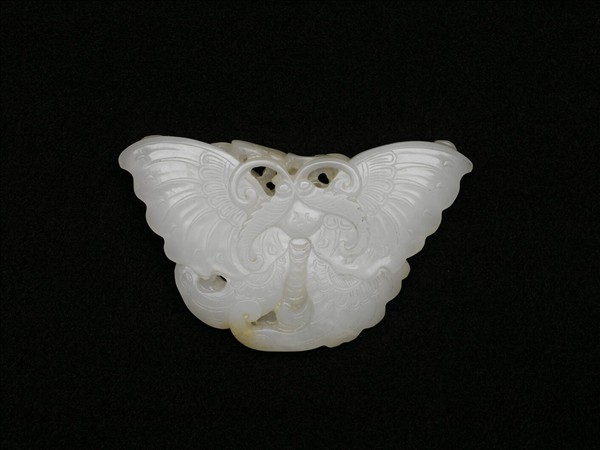 玉鏤雕蝴蝶飾件