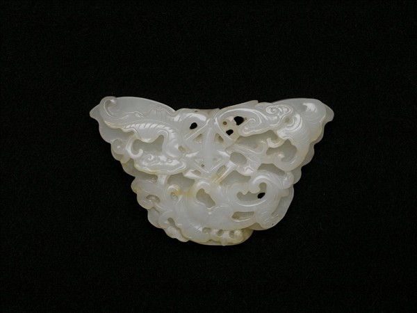 玉鏤雕蝴蝶飾件