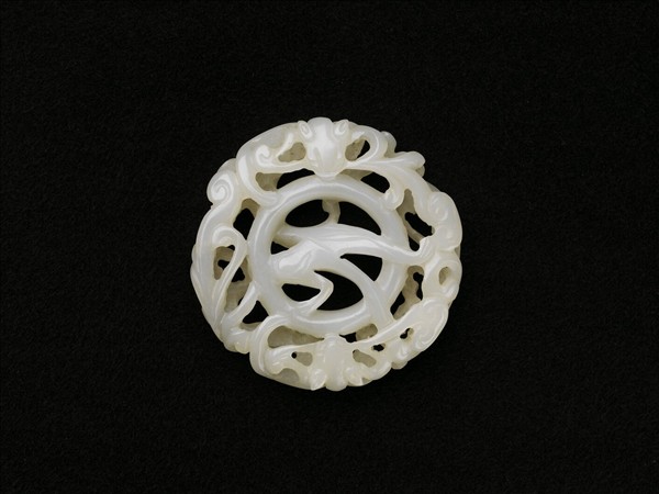 玉雙螭虎紋圓牌