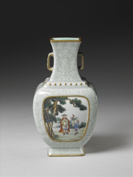 青瓷西洋人物圖雙耳方瓶