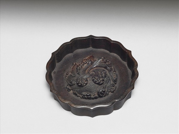 玉獸龍紋鐲木座