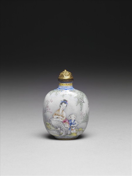 銅胎畫琺瑯杏柳春燕母子鼻煙壺