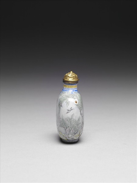 銅胎畫琺瑯杏柳春燕母子鼻煙壺