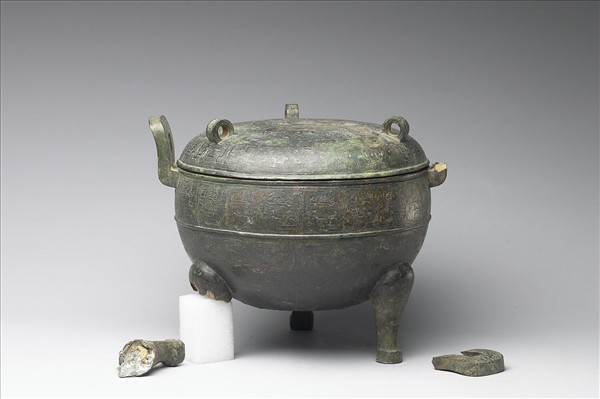 獸帶紋鼎