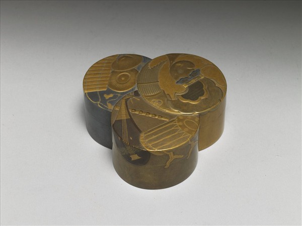 蒔繪樂器三聯圓盒