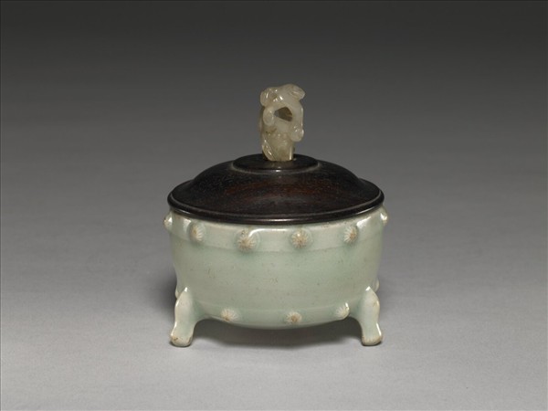 龍泉窯 青瓷三足爐