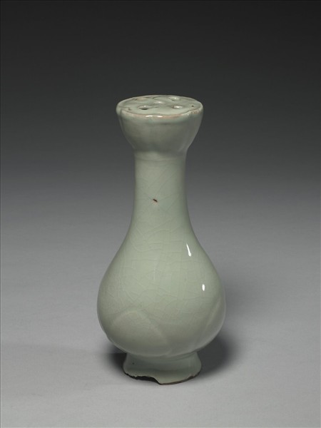 青瓷蓮房頭瓶