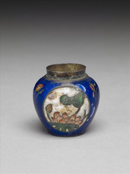 銀胎掐絲琺瑯花卉紋罐