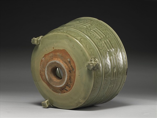 龍泉窯 青瓷八卦紋劃花香爐