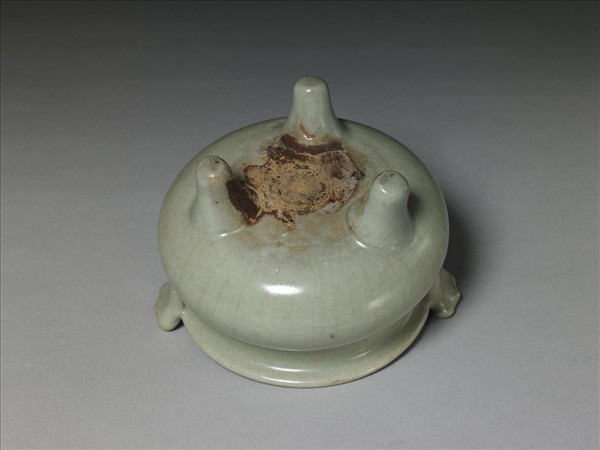 龍泉窯 青瓷鼎式爐