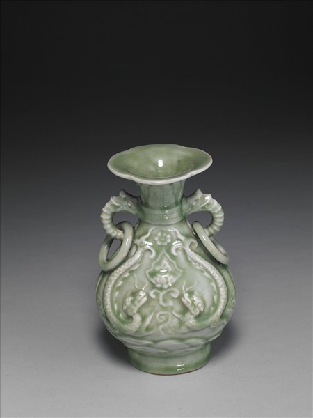龍泉窯 青瓷印花龍鳳紋環耳瓶