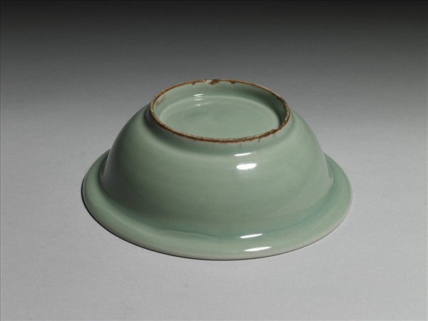 龍泉窯 青瓷雙魚紋洗