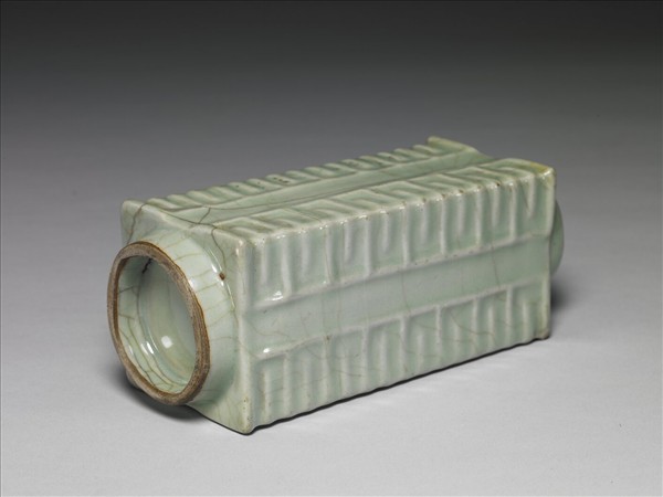 龍泉窯 青瓷琮式瓶