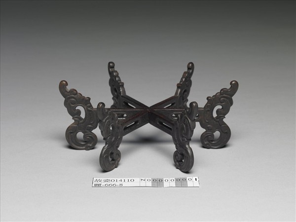 鏤空雕花六岔木座