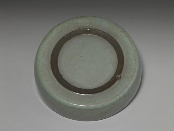 官窯 青瓷印花龍紋洗