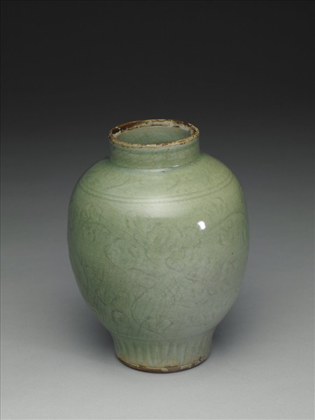 龍泉窯 青瓷劃花花卉紋罐
