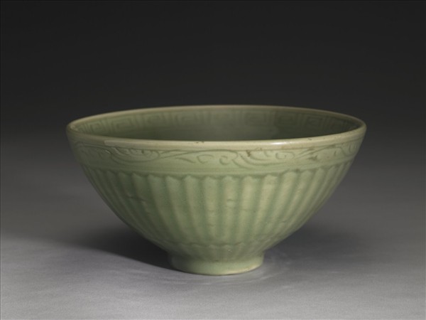龍泉窯 青瓷蓮瓣碗