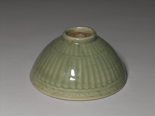 龍泉窯 青瓷蓮瓣碗