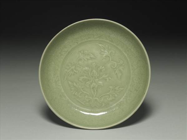 龍泉窯 青瓷劃花花卉盤