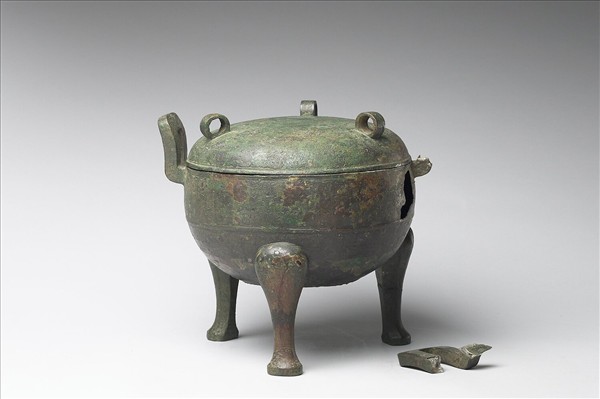 獸帶紋鼎