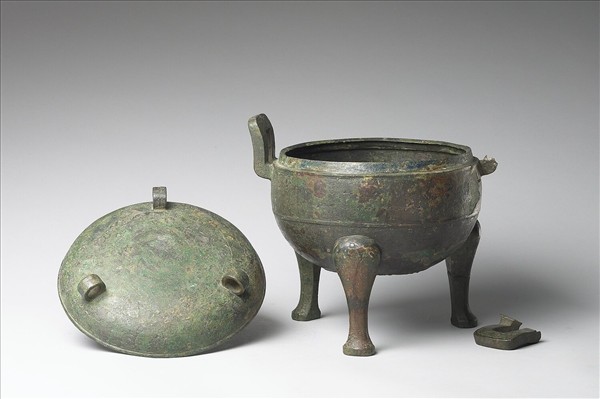 獸帶紋鼎