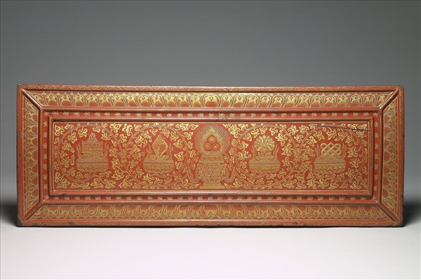 紅漆戧金八寶紋經板