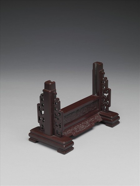 松花石山水人物插屏座